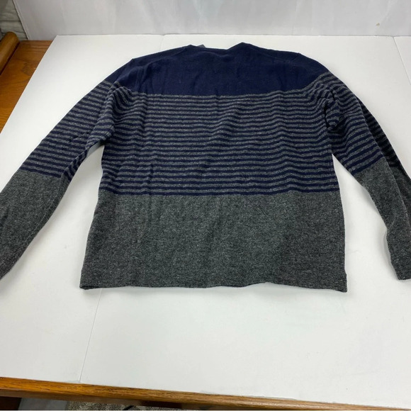 French Connection Mens Medium Lambswool Blend Gray Navy Striped Sweater NWT - Picture 5 of 6
